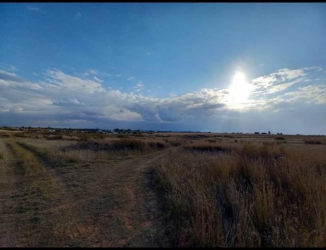 LAND FOR SALE IN VAAL MARINA